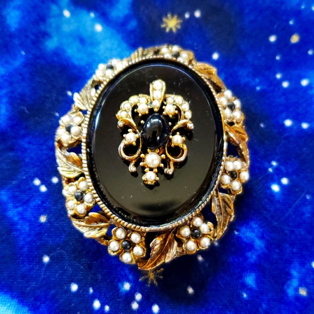 Vintage Black Glass and Pearl Brooch